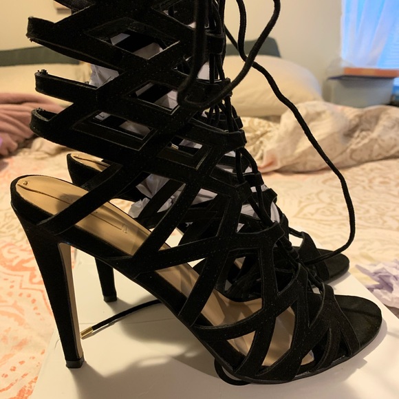 Black Aldo Goude heels US 9 - Picture 3 of 6